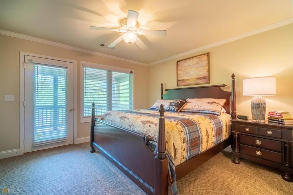 Riverfront Home Within Walking Distance Of Helen Luaran gambar